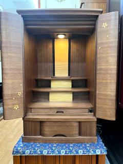 28号 ウォールナット 桜柄入りの正面写真